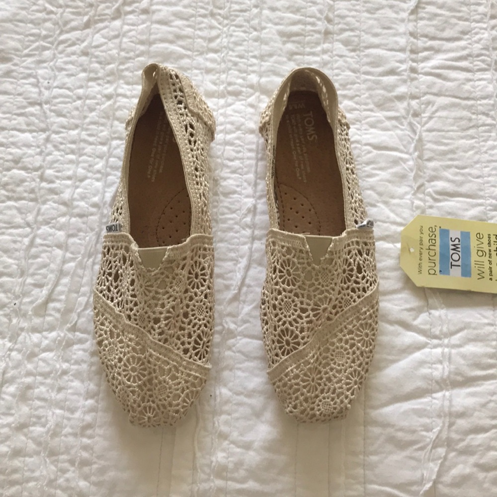 Toms